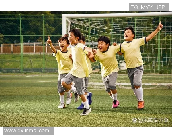 杨力行足球:探索中国足球新未来的激情与梦想